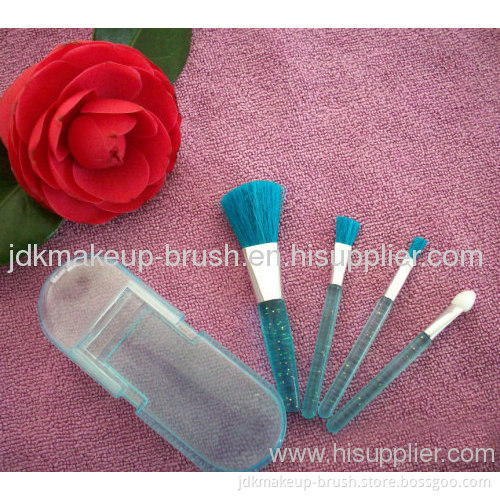 4pcs Makeup Brush With Plastic Case